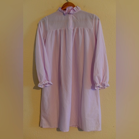 Vintage “Dream Girl” Nightgown - Picture 4 of 4